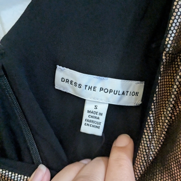 Dress the Population Emilia Gold Metallic Bodycon Dress - Picture 7 of 7